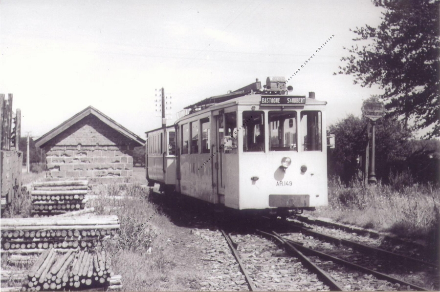 Freux-Suzerain - Le Tram en 1953 - Collection Christian Giboux