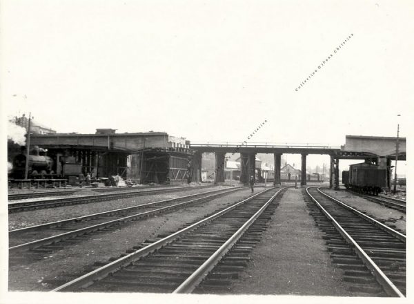 Libramont - Passerelle et reconstruction du pont 2-9-1942 - Collection Christian Giboux